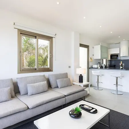 Modern With Sea Views And Terrace La Caleta Appartement