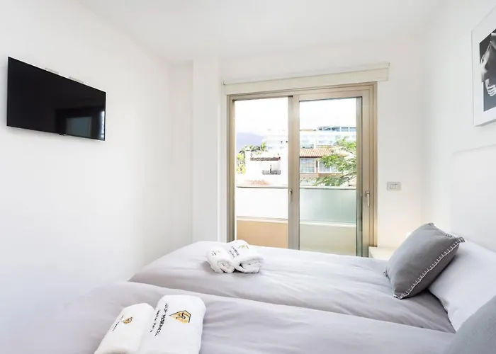 Modern With Sea Views And Terrace La Caleta Апартаменти Адехе