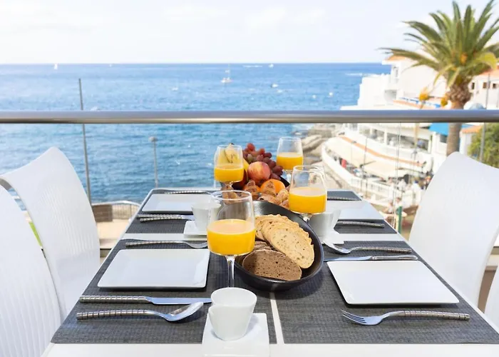 Modern With Sea Views And Terrace La Caleta Apartamento